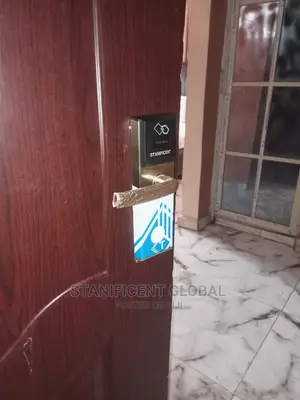 Professional Hotel Key Card Door Lock Installer