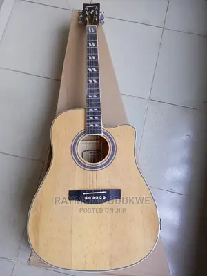 Yamaha F-600eq Acoustic Electric Guitar With 5band EQ