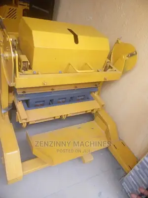 Egglaying Commercial Block Moulding Machine