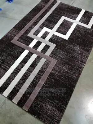 5x7fts Cream and Coffee Brown Turkey Center Rug(7x10,4x6)