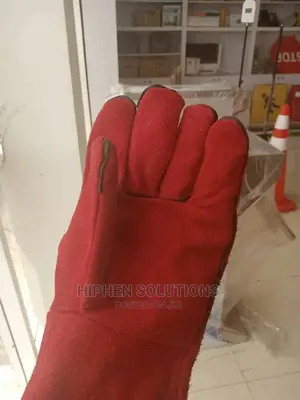 Strong and Sturdy Chemical Resistance Safety Gloves