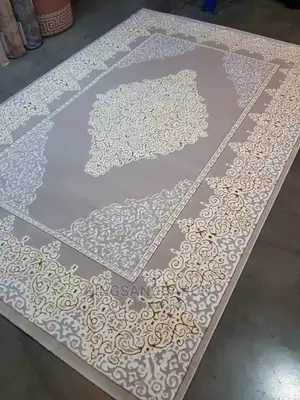 5x7fts Gold, Cream and Beige Arabian Center Rug(7x10,8x11)