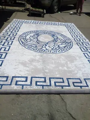 8x11fts Blue and Cream Versace Turkey Centre Rug (7×10)