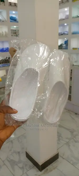 Light Weight Surgical Shoes Nurse Clogs Non-Slip