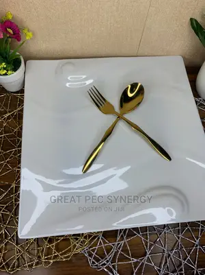 Serving Plate - Four Corner Large