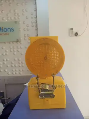 Strong and Flashing Construction Light