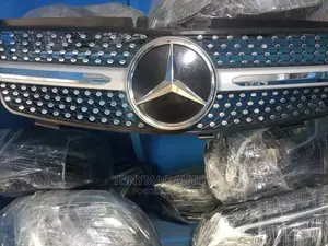Front Grille For Mercedes-benz Glk,Ml350,Gle,C300,E350,Cla
