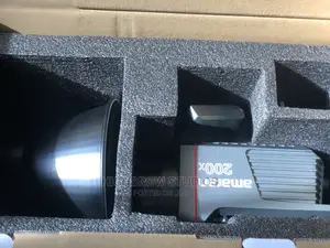Aputure Amaran 200DX Bi Colour Light for Rent
