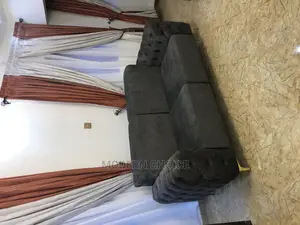 Modern Tufted Sofa With 2 Accent Chairs