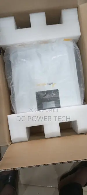 SMK 3kva Transformerless Hybrid Inverter With 80ah MPPT