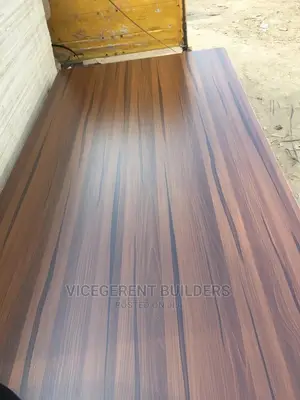 1220 X 2440 X 17mmplywood