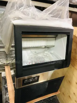 (20kg,30kg,40kg,60kg BIG SIZE CUBES) Ice Makers Available