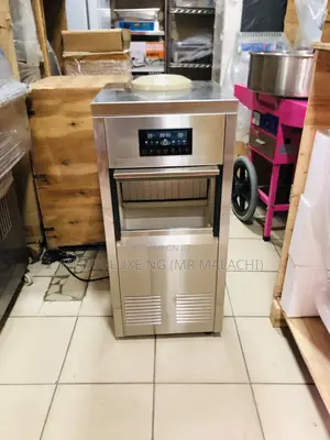 20kg Big Size Cubes Ice Maker/Ice Cube Machine With Bottle