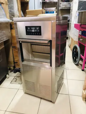 Luxury 30big Size Cubes Ice Maker/Ice Cube Machine (Bottled)
