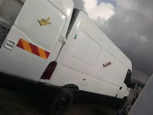 Hire Van for Interstate Relocation Service