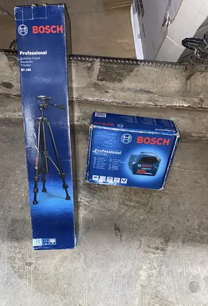 GLL 2-10 2 Line Laser - With Stand Bosch Professional