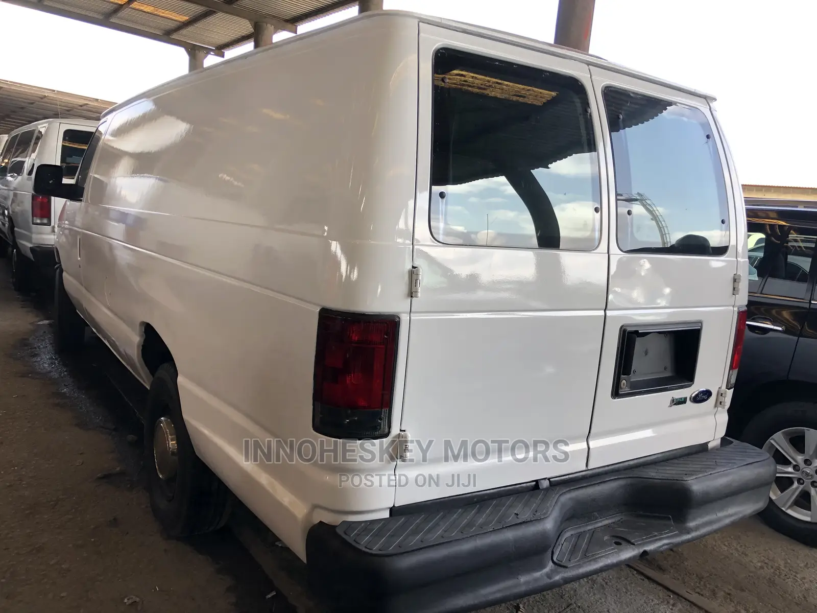 Ford E350 2010 White