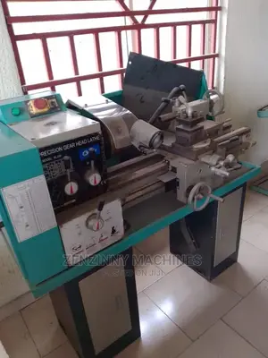 Lathe Machine 750mm