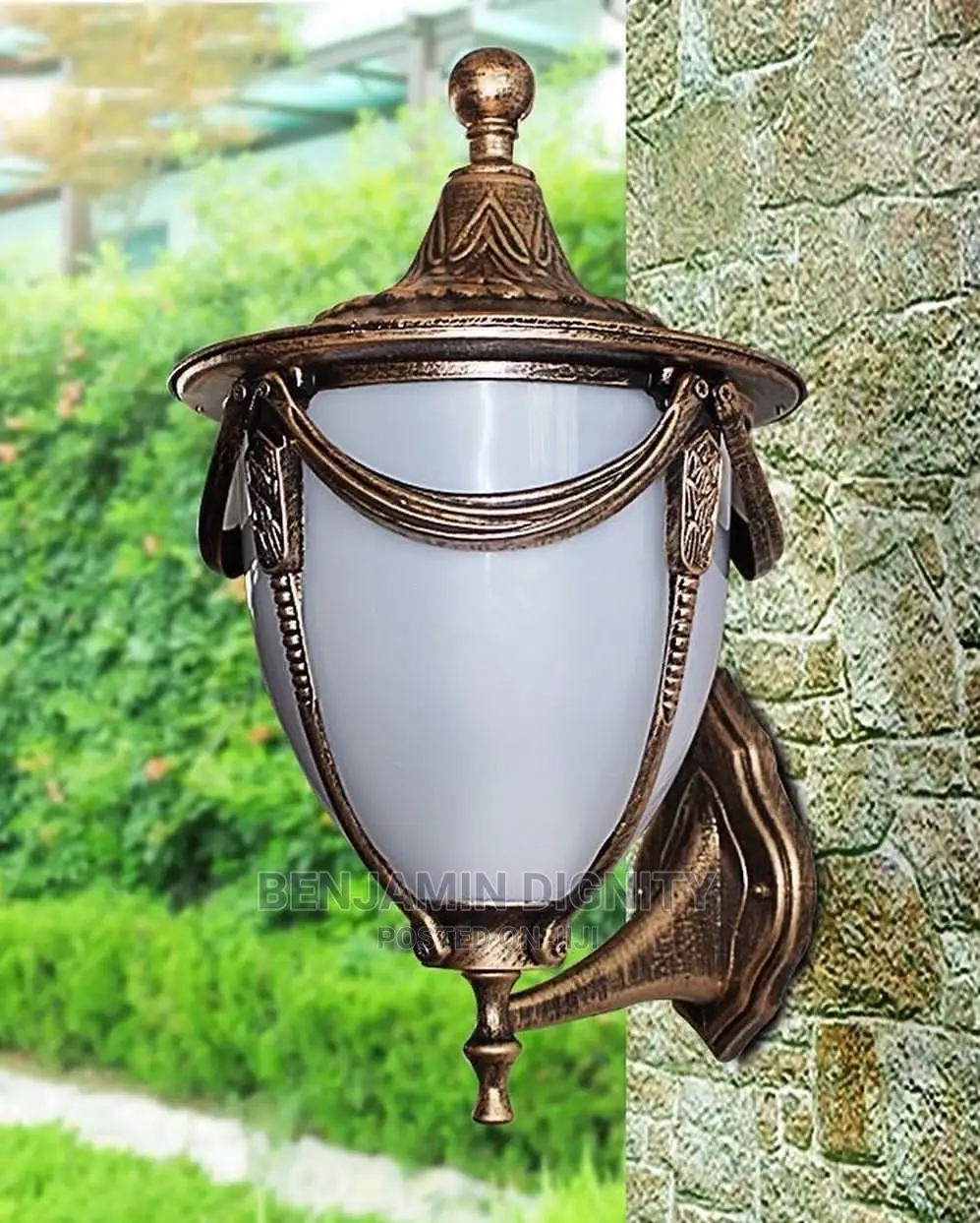 Outdoor Fence Light