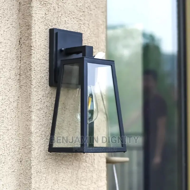 Outdoor Wall Lights 
