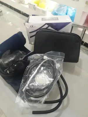 Portable Manual Blood Pressure Machine With Stethoscope