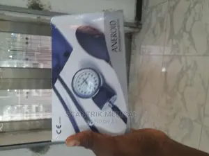 Portable Aneroid Sphygmomanometer, Arm, Adult