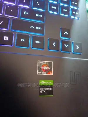Laptop HP Omen 15-Dh002nr 8GB AMD Ryzen SSHD (Hybrid) 1T