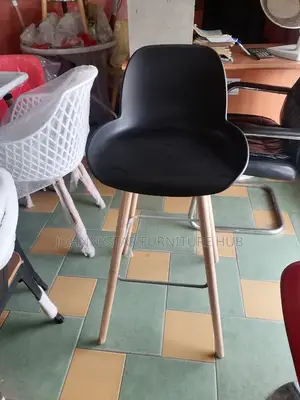 Italian Unique High Quality Bar Stools