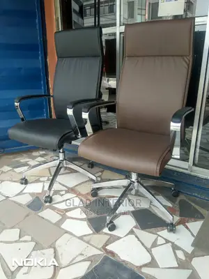 Semi Executive Swivel Chair