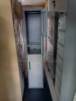 Single 2 Doors Metal Lockers