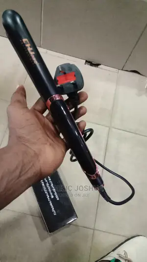 Chu Pro Straightener