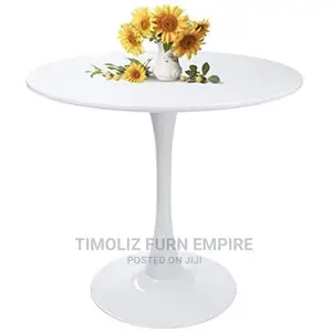 Exquisite Dining Table in White Colour.