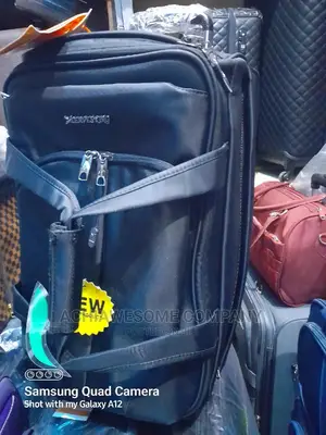 Leaves King Bag With Trolley