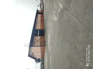 A Massive Warehouse in Elelewon Off Eleme Junctions