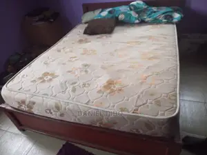 6x4 by 10inches Foam and Bedframe