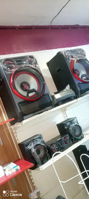 Lg Xboom 5000watts