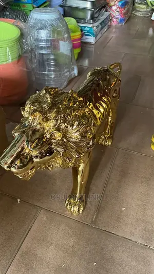 Lion Figurines