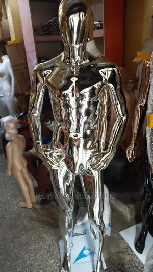 Full Male Silver Faceless Chrome Display Mannequin