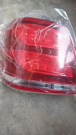 Mercedes-benz Glk350 2010,2013,2014 Back Lights