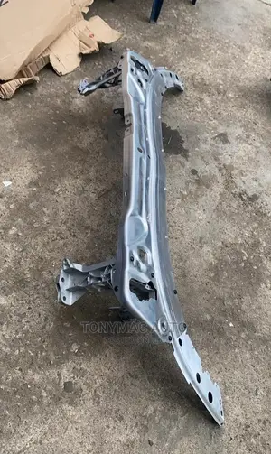 Mercedes-benz Glk,Ml350,Gle,E350,Cla,C300 Front Beams,Cuts
