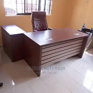 Quality L Shaped Executive Wooden Office Table With Drawers.
