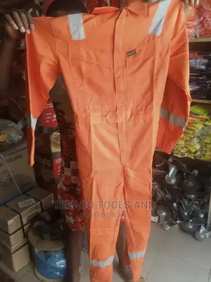 Coveralls/Protective Wear