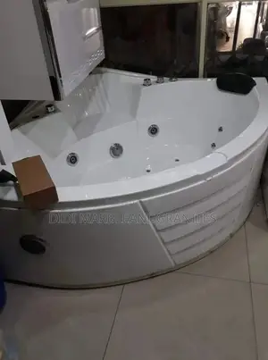 Jacuzzi Bathtub