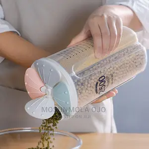 Cereal Storage Container With Lids and Compartments