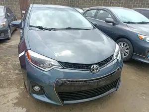 Toyota Corolla 2016 Gray