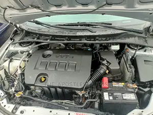 Toyota Corolla 2011 Silver