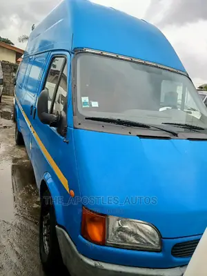 Ford Transit 1992 Blue