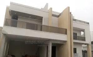 Tinted Glass Balcony Railing