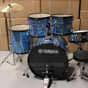 Yamaha Drum Set