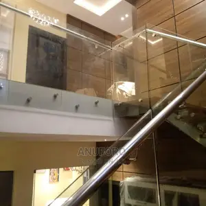 Glass Staircase With Stainless Steel Railings
